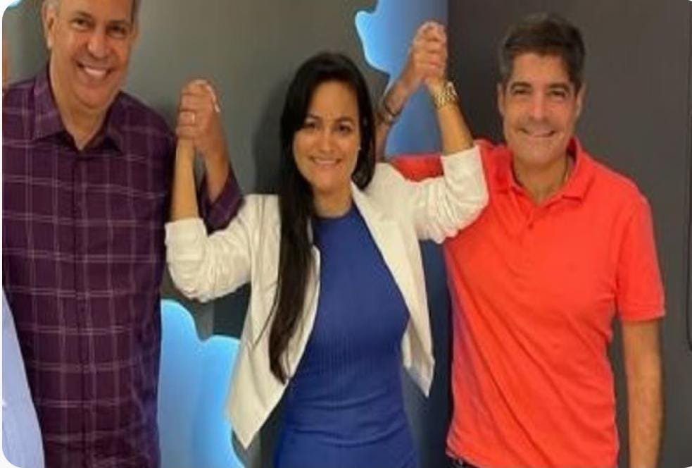 "não entendo política com partidos servindo de barriga de aluguel"