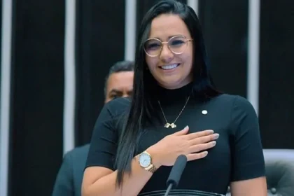 Polícia Civil do DF diz que deputada federal não era alvo de câmeras em apartamento