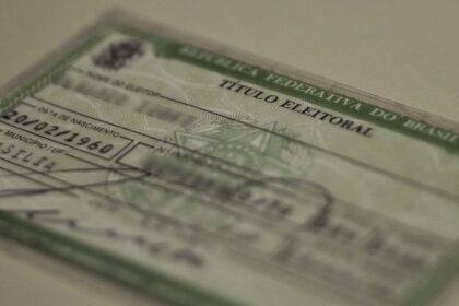 Prazo para tirar título de eleitor termina no dia 8 de maio