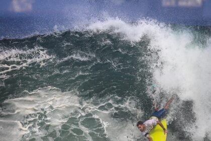 Atletas de bodyboarding viajam com apoio da Sudesb para liderar circuito.