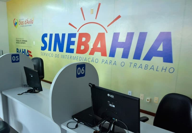 Vagas de emprego do Sinebahia para Camaçari e RMS nesta segunda.
