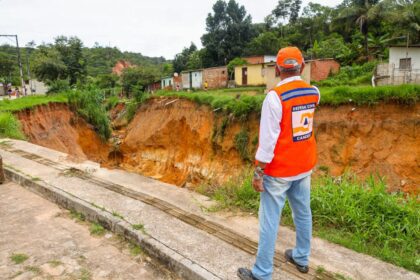 Mais de 40 casas interditadas em Menino Jesus devido a risco.