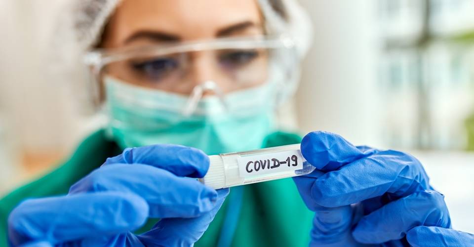 OMS alerta sobre uso excessivo de antibióticos na pandemia da Covid-19