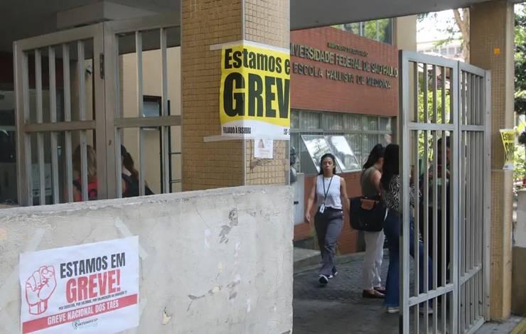 Reajuste de 9% para servidores da educação em 2025
