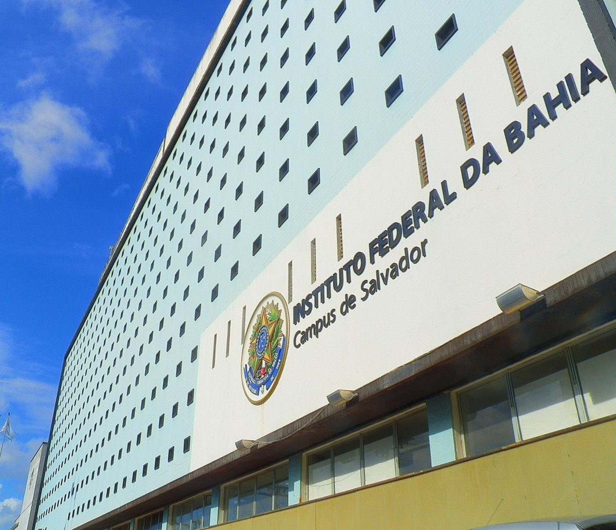 Servidores federais da educação paralisam em 360 unidades; confira lista