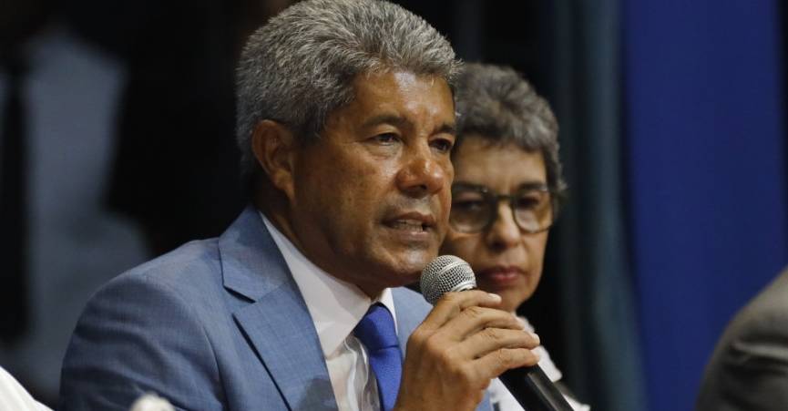 Jerônimo se compromete a dialogar com reitores de universidades estaduais após paralisação de professores.