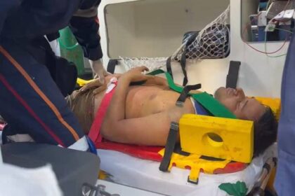 Homem após 9 horas preso em tubulação recebe alta médica