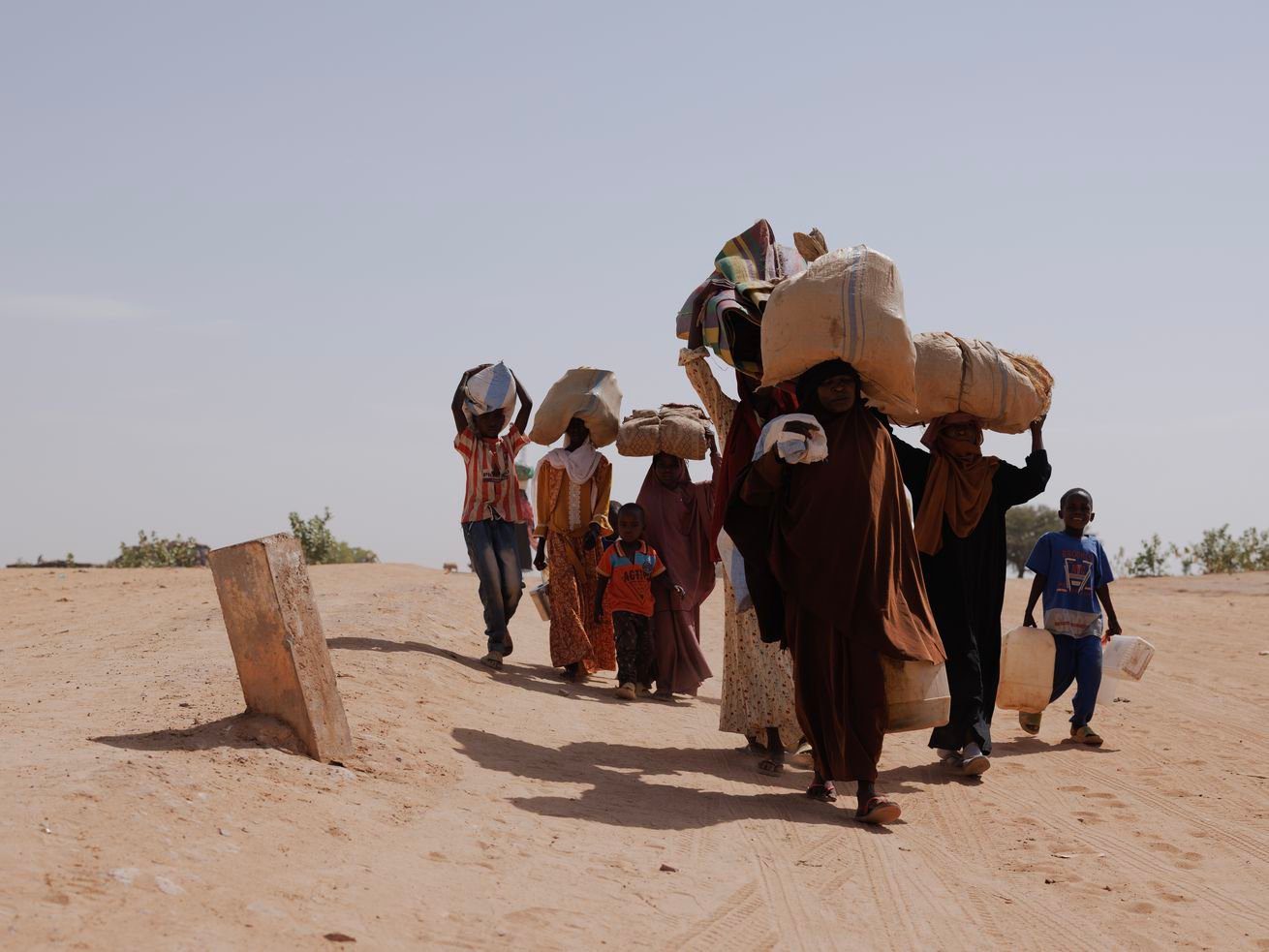 Conflito em Darfur: Grupos armados suspeitos de limpezas étnicas e atrocidades - de novo