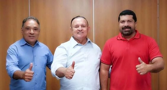 Adolfo Menezes declara apoio às pré-candidaturas de Zenilson e Alex em Glória