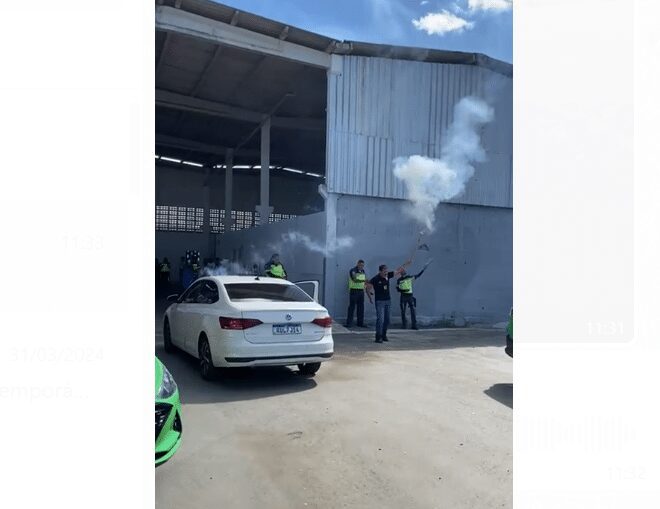 Coronel Castro é recebido com fogos na STT - VÍDEO