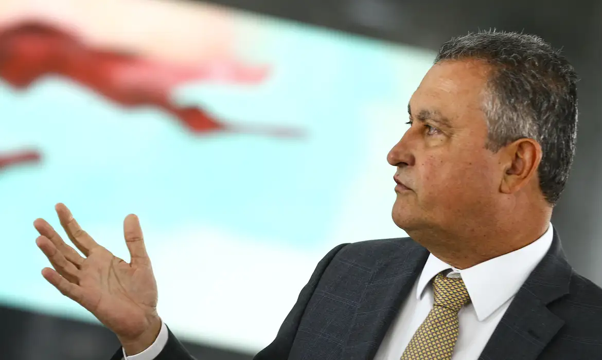Em meio a críticas à articulação do governo, Rui Costa recebe 1 prefeito baiano a cada 2 dias em Brasília