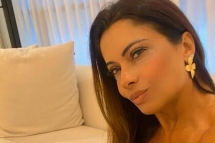 Dani Sperle brilha no carão em foto de lingerie