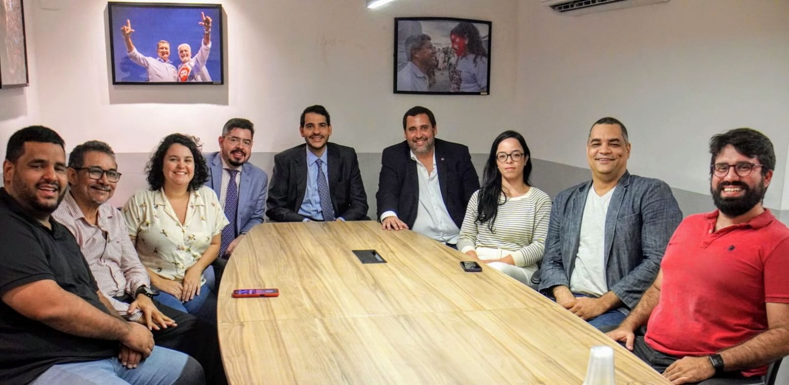 Executiva do PT Bahia e ministro da AGU dialogam sobre democracia e reconstrução do Brasil