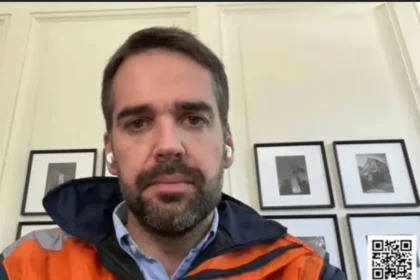 Eduardo Leite se desculpa após declaração sobre doações ao RS