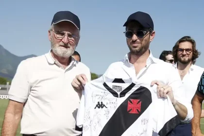 Gerentes da SAF do Vasco pedem renúncia dos cargos