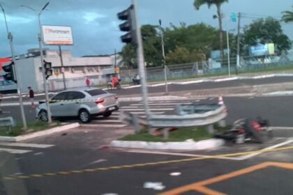 Grave acidente deixa um morto e um ferido na Avenida Jorge Amado em Camaçari