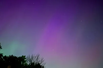 Aurora vista no dia 10 de maio em Cleveland, Ohio, nos EUA (Crédito: Meredith Garofalo)