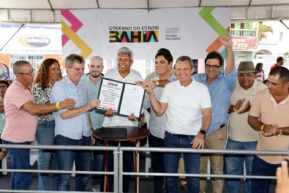 Jerônimo entrega obras de infraestrutura, abastecimento de água, educação e segurança em Sebastião Laranjeira