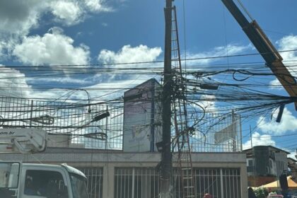 Com concessão prestes a chegar ao fim, Neoenergia Coelba é destaque em rankings de queixas no Procon e na Justiça