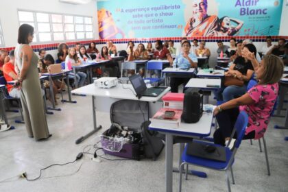 Professores da rede municipal participam de capacitação sobre ‘avaliação das aprendizagens’ até a próxima quarta-feira (08)