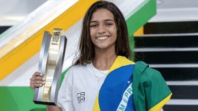 Rayssa Leal conquista etapa do Pré-Olímpico de Skate na China