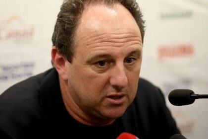 Rogério Ceni tem quantia milionária para receber do Cruzeiro