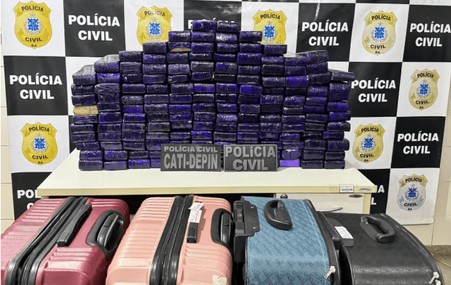 Polícia Civil apreende 100kg de maconha em ônibus: Guanambi