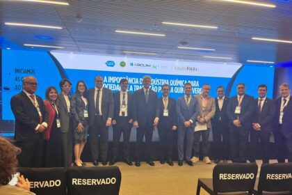 “A importância da indústria química para a sociedade e a transição para a química verde”