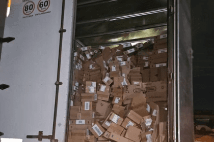 Homem detido com carga roubada de R$ 1,5 milhão