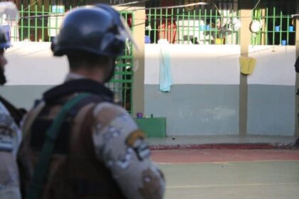 Chefes de facções de Feira de Santana transferidos para presídio de segurança máxima