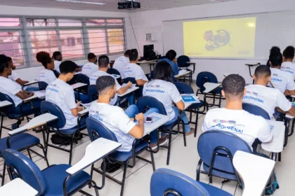 Programa "Qualifica Candeias" oferece 200 vagas em cursos profissionalizantes para candeenses nesta quarta-feira