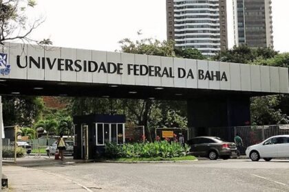 Professores federais terão aumento até 31% até 2026; universidades em greve