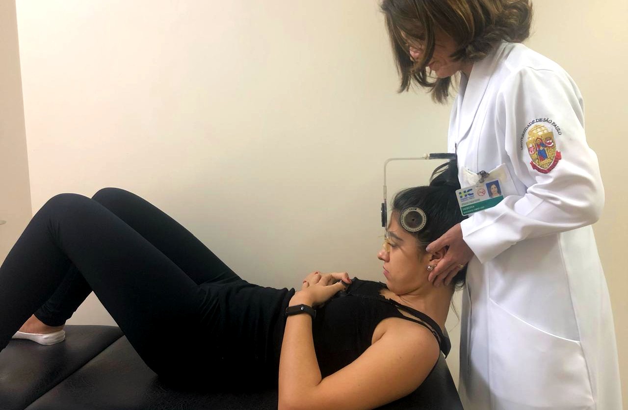 Mulheres com enxaqueca e dor cervical crônica apresentam redução de quase 50% na força e resistência no pescoço
