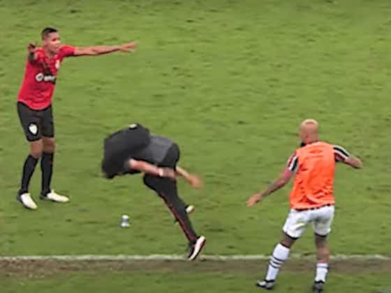 Em nota, Atlético-GO classifica Felipe Melo como "grande covarde, desumano e antidesportista"