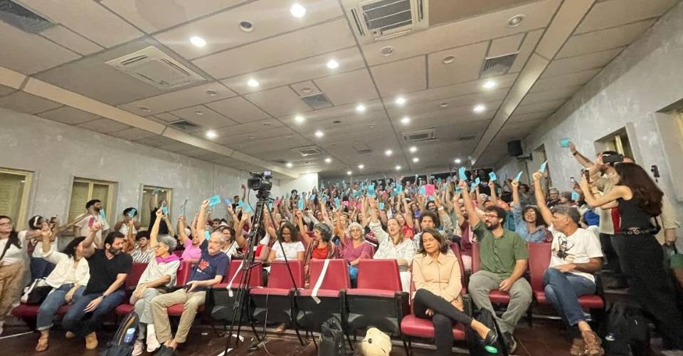 Professores da Ufba decidem fim da greve em votação nesta quarta-feira (26)