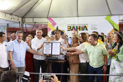 Governo do Estado garante água potável para 60 famílias de assentamento em Rodelas