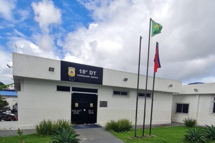 Homem preso com drogas no Dois de Julho