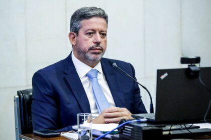 Lira cria grupo na Câmara dos Deputados para discutir regras das redes sociais