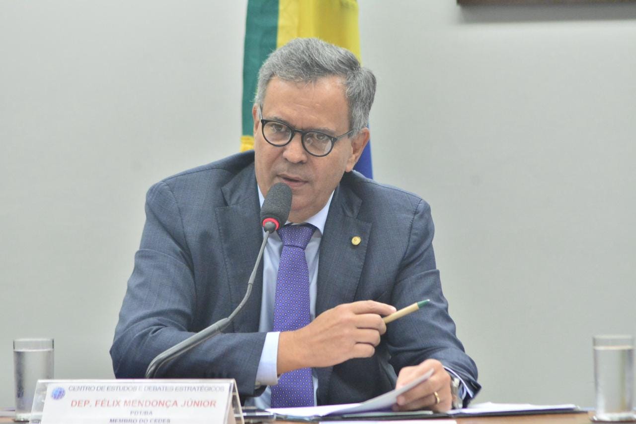 Lula sanciona lei de deputado baiano que cria o selo sustentável para o cacau