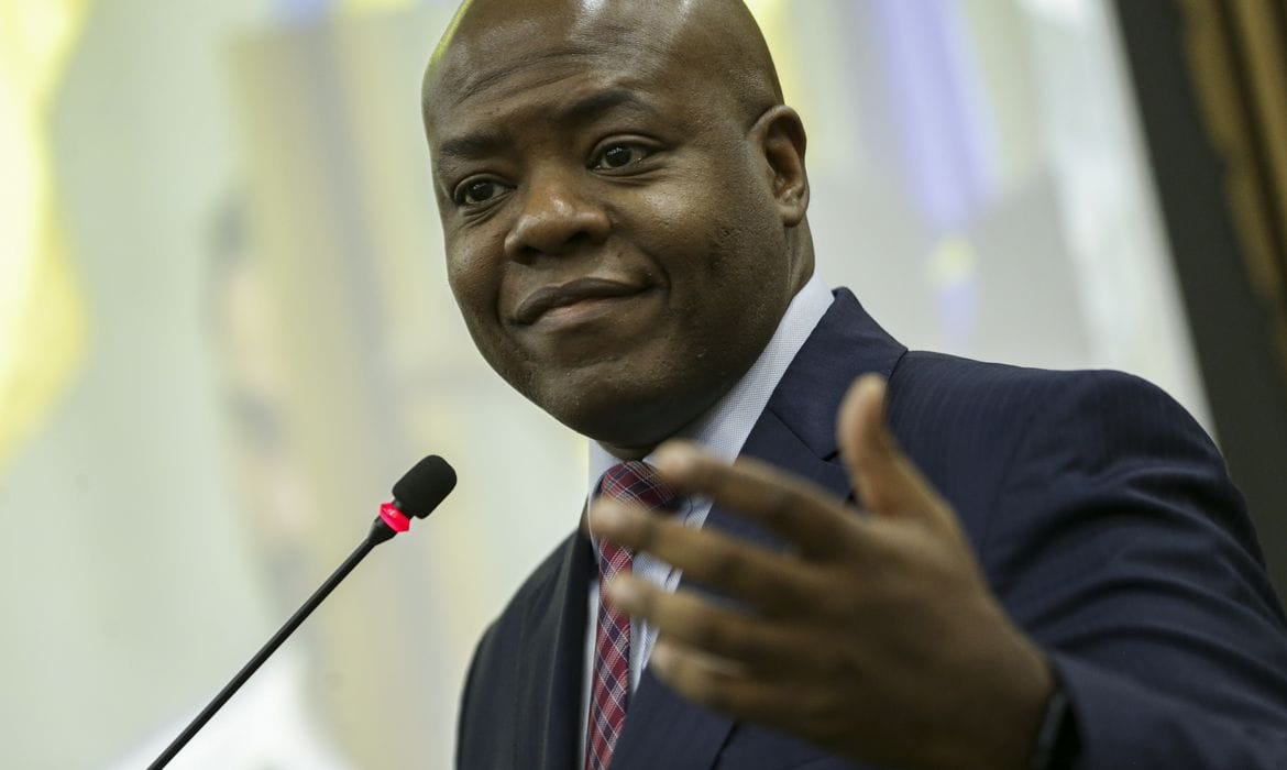 Ministério dos Direitos Humanos destina R$ 8,5 milhões em ações para população LGBTQIA+