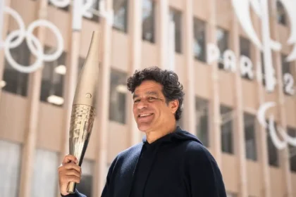 Ex-jogador Raí participará de revezamento da tocha olímpica de Paris
