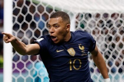 Real Madrid anuncia contrato com Mbappé por cinco temporadas