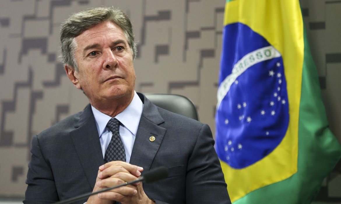 STF volta a adiar julgamento que pode levar Fernando Collor à prisão
