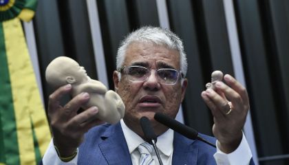 Senado debate assistolia fetal nesta segunda-feira