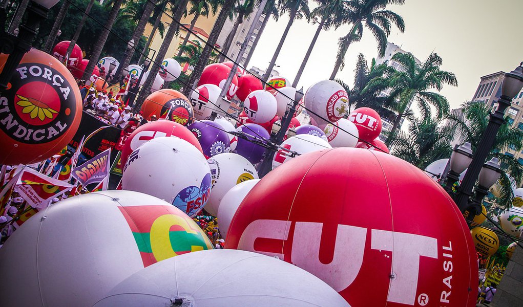 Total de sindicalizados no Brasil alcança menor patamar desde 2012