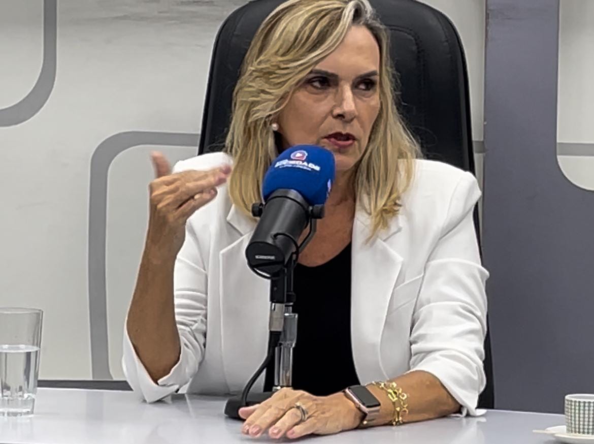 "Tem vereador sendo obrigado a pagar até R$500 a traficante para entrar numa comunidade", diz Kátia Alves