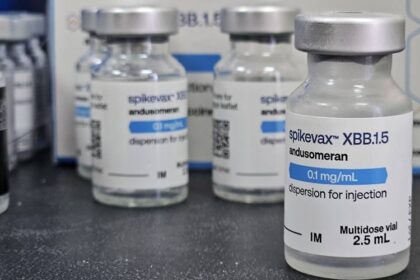 Bahia amplia público da vacinação para acabar com estoque