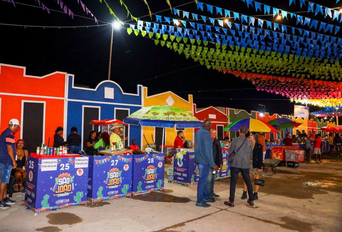 Barraqueiros e ambulantes comemoram boas vendas no Arraiá do Aconchego