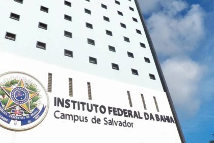 Professores do Ifba aprovam fim da greve em Salvador.