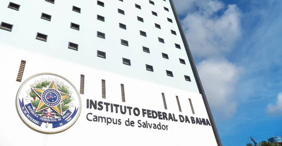 Professores do Ifba aprovam fim da greve em Salvador.